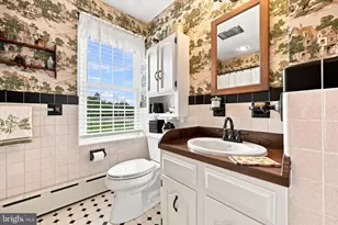 414 Lower State Rd, North Wales, PA 19454 - Photo 9