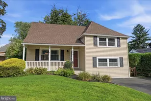 2570 Rosewood Ave, Abington, PA 19001 - Photo 3
