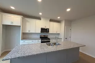 375 Aspen Wy, King of Prussia, PA 19406 - Photo 11