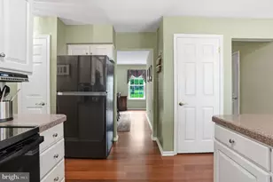 301 Grays Ln, Lansdale, PA 19446 - Photo 11