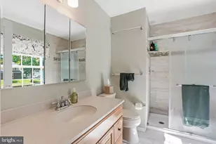 301 Grays Ln, Lansdale, PA 19446 - Photo 35