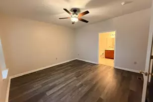 2133 Hidden Meadows Ave, Pennsburg, PA 18073 - Photo 13