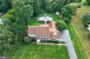1804 Green Briar Dr, Eagleville, PA 19403 - Photo 3