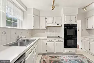 429 Levering Mill Rd, Bala Cynwyd, PA 19004 - Photo 7