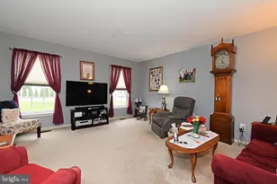330 Bartman Ave, Gilbertsville, PA 19525 - Photo 9