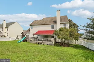 1289 Meadowview Dr, Pottstown, PA 19464 - Photo 31