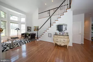 412 Merion Hill Ln, West Conshohocken, PA 19428 - Photo 3