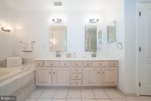 412 Merion Hill Ln, West Conshohocken, PA 19428 - Photo 23