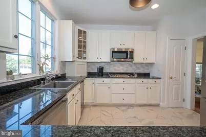 412 Merion Hill Lane, West Conshohocken, PA 19428 - Photo 11