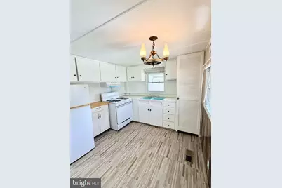 103 Bratton Drive, Norristown, PA 19403 - Photo 3