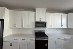 39 E Front St, Bridgeport, PA 19405 - Photo 19