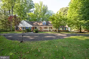 1448 Meadowbrook Rd, Meadowbrook, PA 19046 - Photo 1