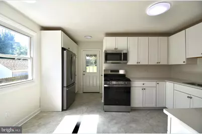 114 Overlook, Willow Grove, PA 19090 - Photo 7
