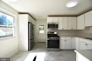 114 Overlook, Willow Grove, PA 19090 - Photo 7