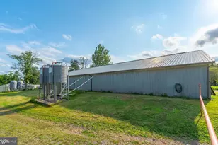 2071 Baus Rd, East Greenville, PA 18041 - Photo 25