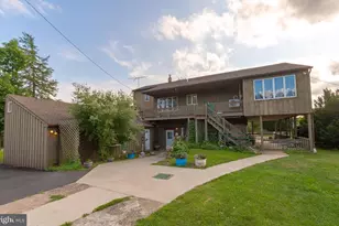 2071 Baus Rd, East Greenville, PA 18041 - Photo 3