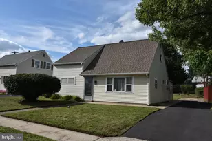 391 W King St, Pottstown, PA 19464 - Photo 1