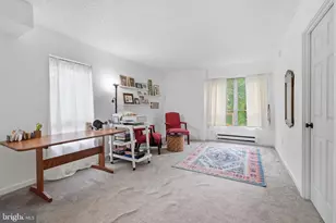 100 Breyer Dr, Elkins Park, PA 19027 - Photo 17