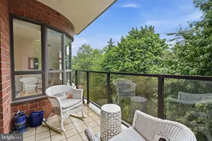100 Breyer Dr, Elkins Park, PA 19027 - Photo 11