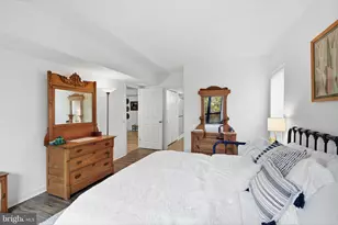 100 Breyer Dr, Elkins Park, PA 19027 - Photo 13