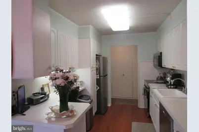 1001 City Avenue #E-209, Wynnewood, PA 19096 - Photo 3