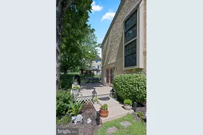555 Canterbury Road, West Norriton, PA 19403 - Photo 9