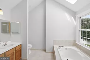 802 Irenic Ct, Norristown, PA 19403 - Photo 23