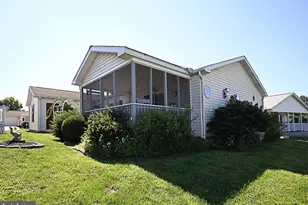 1047 Scenic View Dr, Schwenksville, PA 19473 - Photo 47