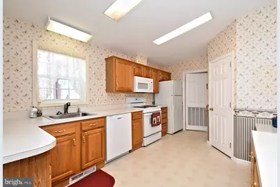 1047 Scenic View Drive, Schwenksville, PA 19473 - Photo 9