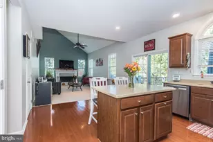 1102 Autumnview Ln, Pottstown, PA 19464 - Photo 23