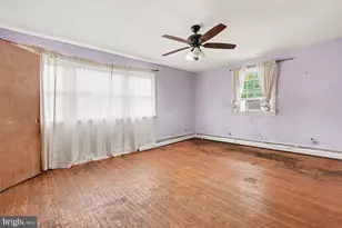 8403 Newbold Ln, Laverock, PA 19038 - Photo 9