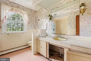 8403 Newbold Ln, Laverock, PA 19038 - Photo 17