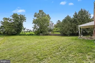 8403 Newbold Ln, Laverock, PA 19038 - Photo 25