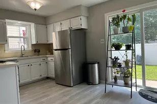 1152 Grove St, Pottstown, PA 19464 - Photo 9