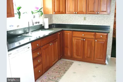 24 Goldenrod Court E, Harleysville, PA 19438 - Photo 5