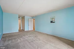10502 Valley Forge Cir, King of Prussia, PA 19406 - Photo 11