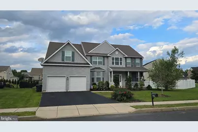 2009 Woodbridge Lane, Pennsburg, PA 18073 - Photo 3