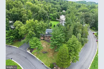 809 Gabriel Court, Pottstown, PA 19464 - Photo 5