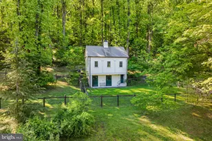 2129 Harts Ln, Conshohocken, PA 19428 - Photo 9