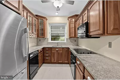 505 E Roberts Street, Norristown, PA 19401 - Photo 5