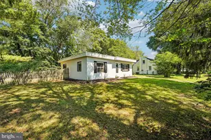 1270 Main St, Linfield, PA 19468 - Photo 3