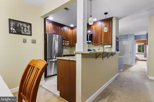 1012 Meadowview Ln, Mont Clare, PA 19453 - Photo 7