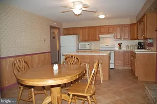 883 Kulp Rd, Harleysville, PA 19438 - Photo 7