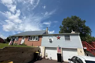 1465 Lotus Dr, Pottstown, PA 19464 - Photo 1