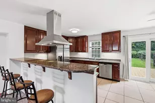 235 Lawndale Ave, King of Prussia, PA 19406 - Photo 9