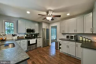 1130 Hunter Hill Dr, Lansdale, PA 19446 - Photo 9