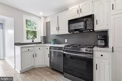 341 W 10th Avenue, Conshohocken, PA 19428 - Photo 15