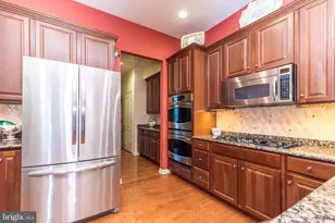 215 Goldenrod Dr, Upper Gwynedd, PA 19446 - Photo 15