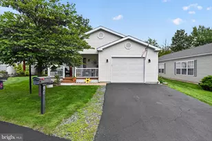 104 Dyer Ct, Royersford, PA 19468 - Photo 1