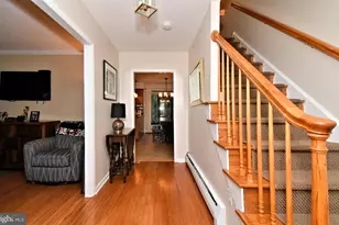743 Champlain Dr, King of Prussia, PA 19406 - Photo 5